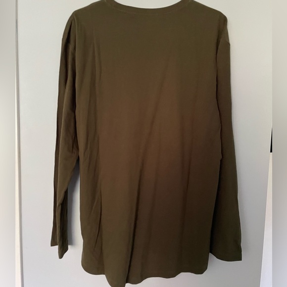 Jack & Jones Essential Army Green Long T-Shirt made with Organic Cotton - Picture 2 of 4